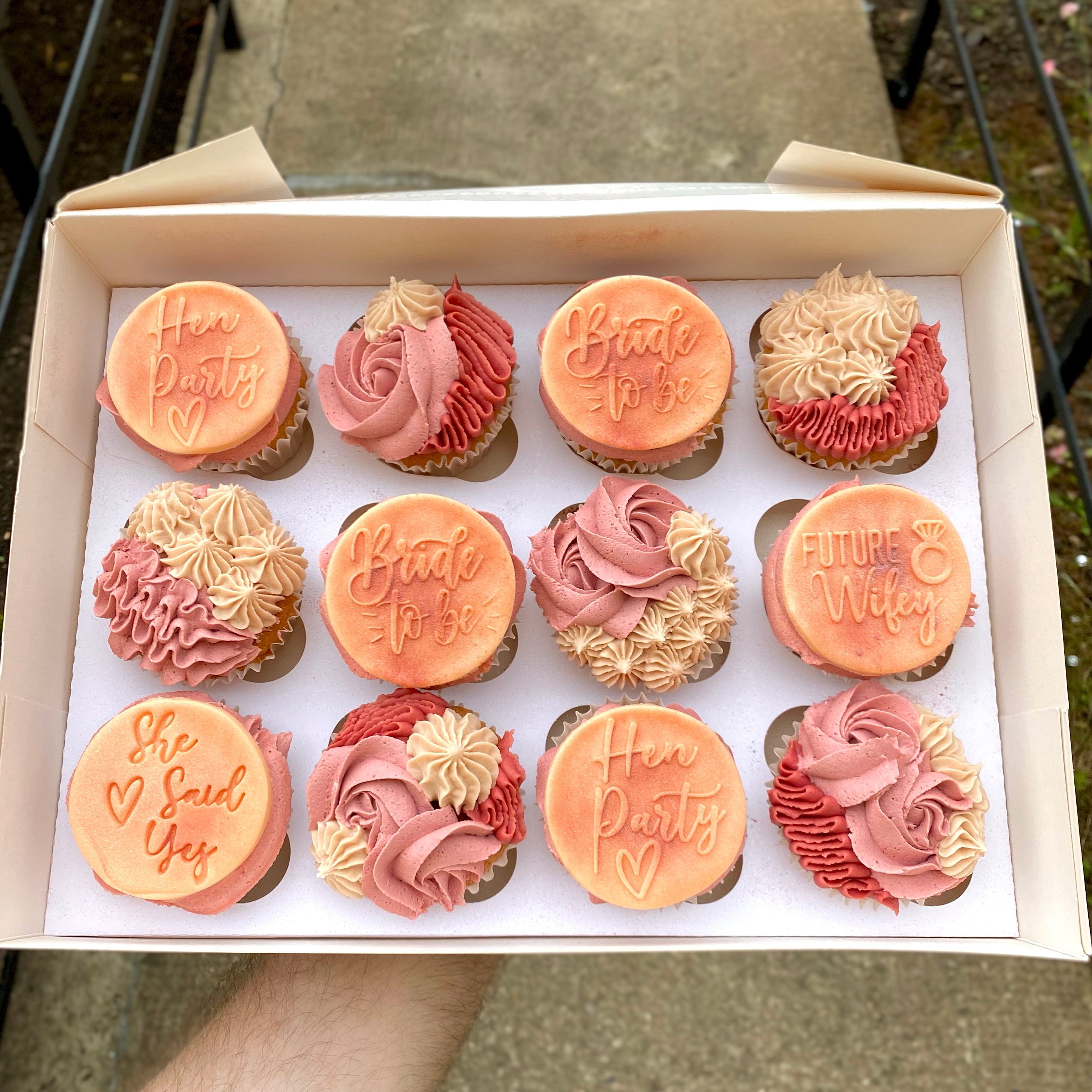 Hen Party Cupcakes